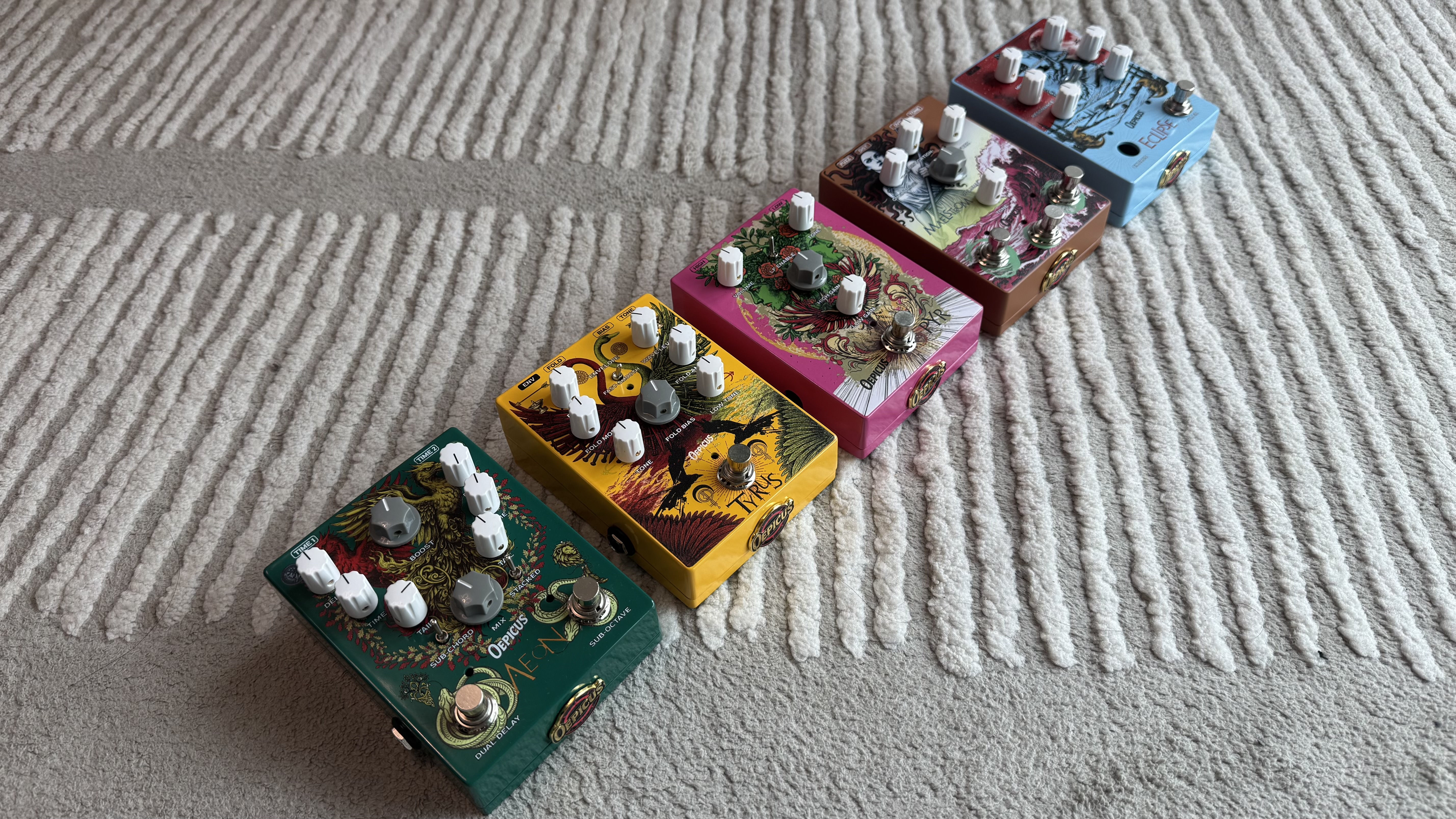 Oepicus Guitar Pedals on the carpet